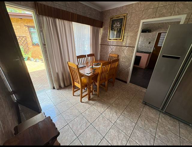 3 BEDROOM HOUSE FOR SALE IN MINNEBRON
